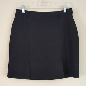 Size 10 Fairway Golf & Resort Solid Black Skort